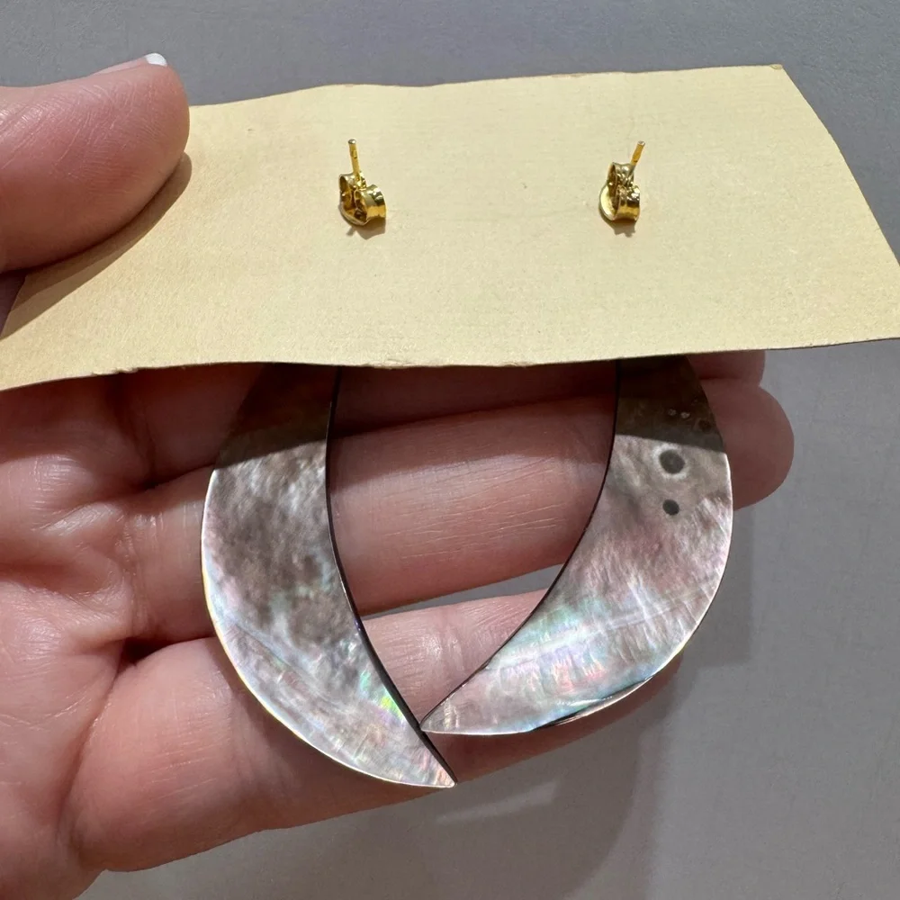 Vintage Iridescent moon shaped earrings for pierced ears - Picture 4 of 5